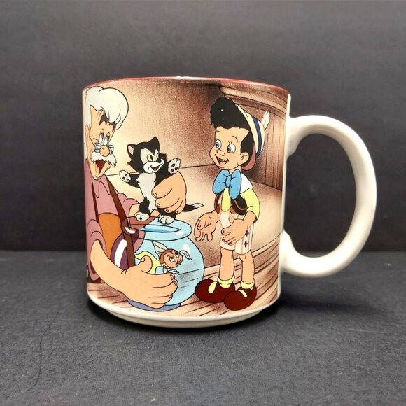 Disney PINOCCHIO Mug Geppetto Figaro Cleo Coffee Tea Cup Classic Art-Vintage - Picture 1 of 11